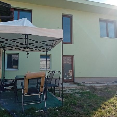 Statek Veverska Bityska Exterior foto