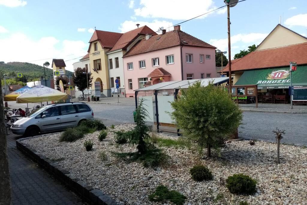 Statek Veverska Bityska Exterior foto